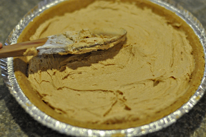 Spread mixture into pie crust